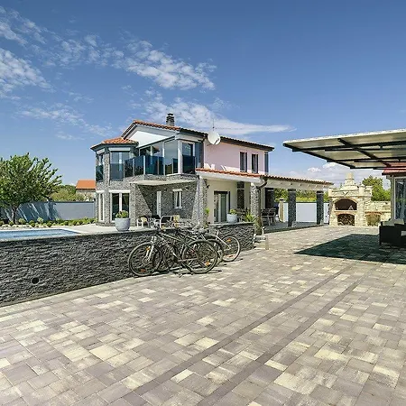 Villa Danijela *