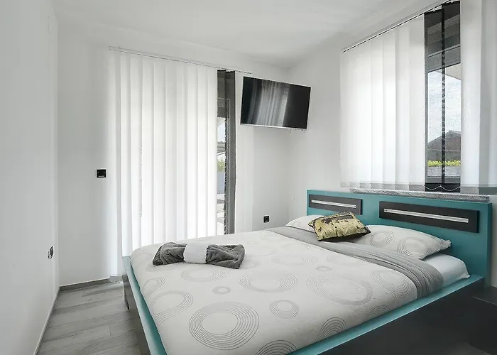 Danijela * Фажана